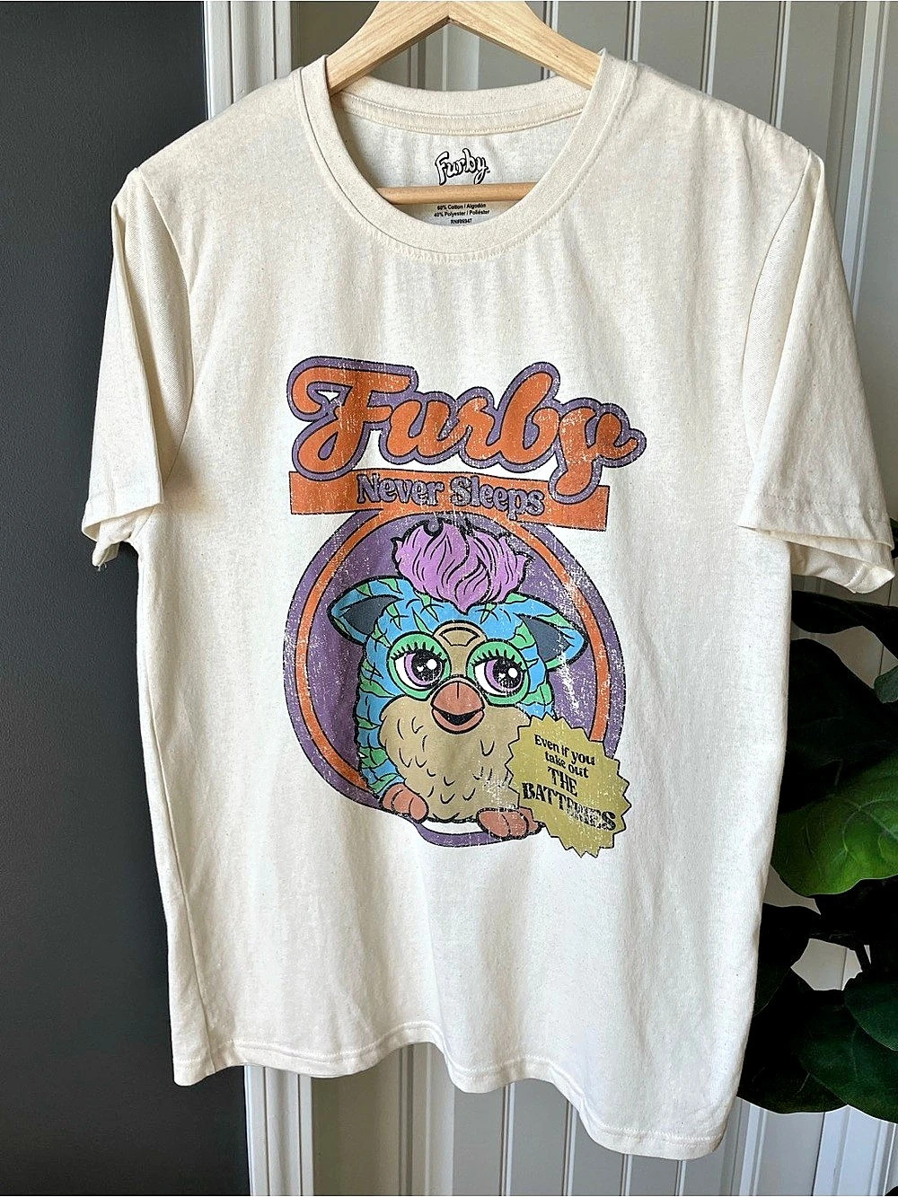 Official Furby Never Sleeps T Shirt Small Cream Graphic Tee Hasbro 2024 Men's S